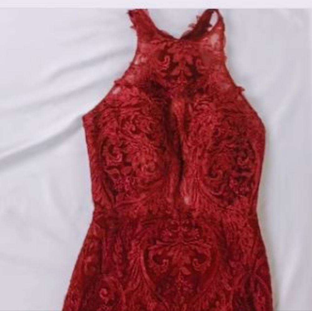 Size Small like New Burgundy Narianna dress